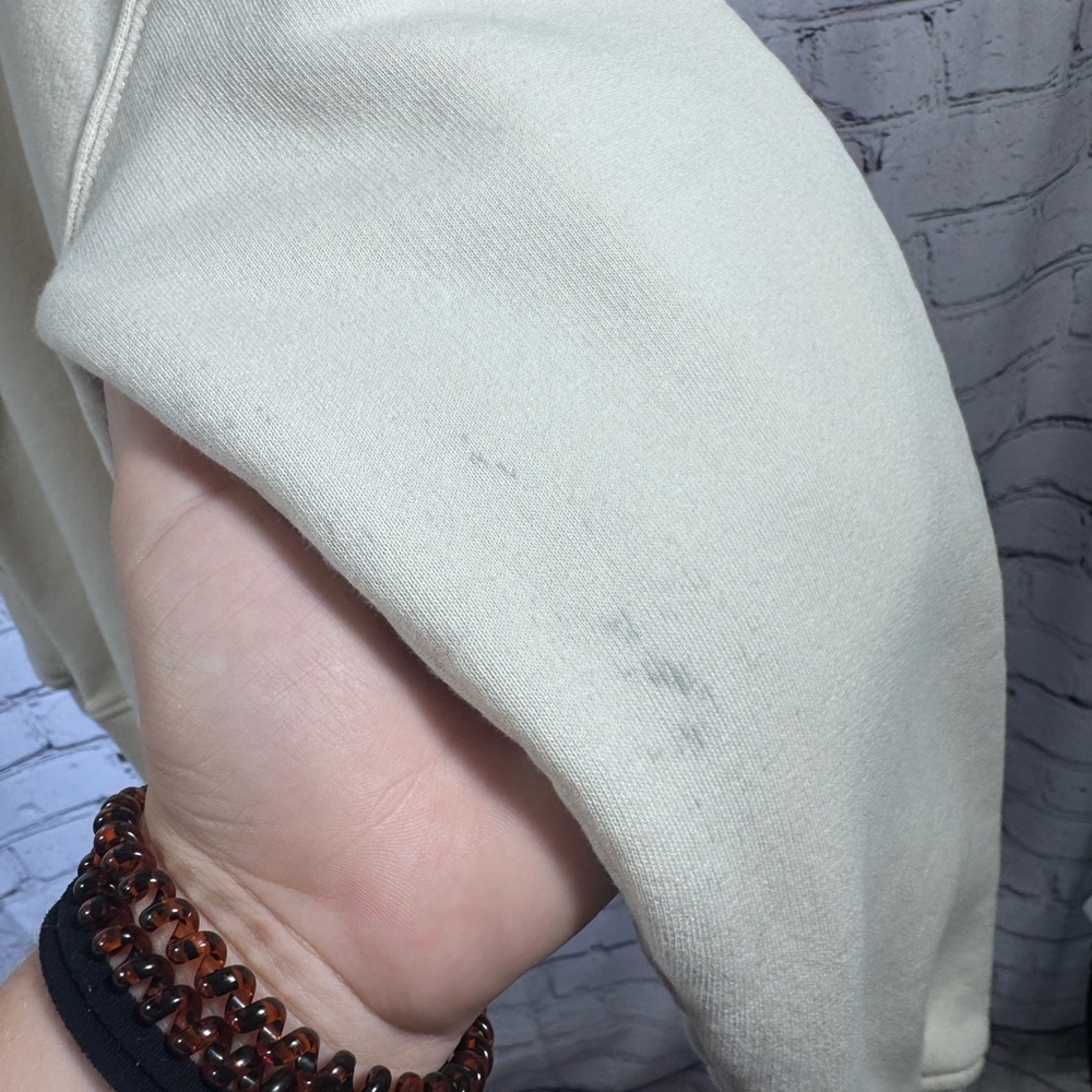 Zara Rolling Stones Cream Sweater - Picture 5 of 6